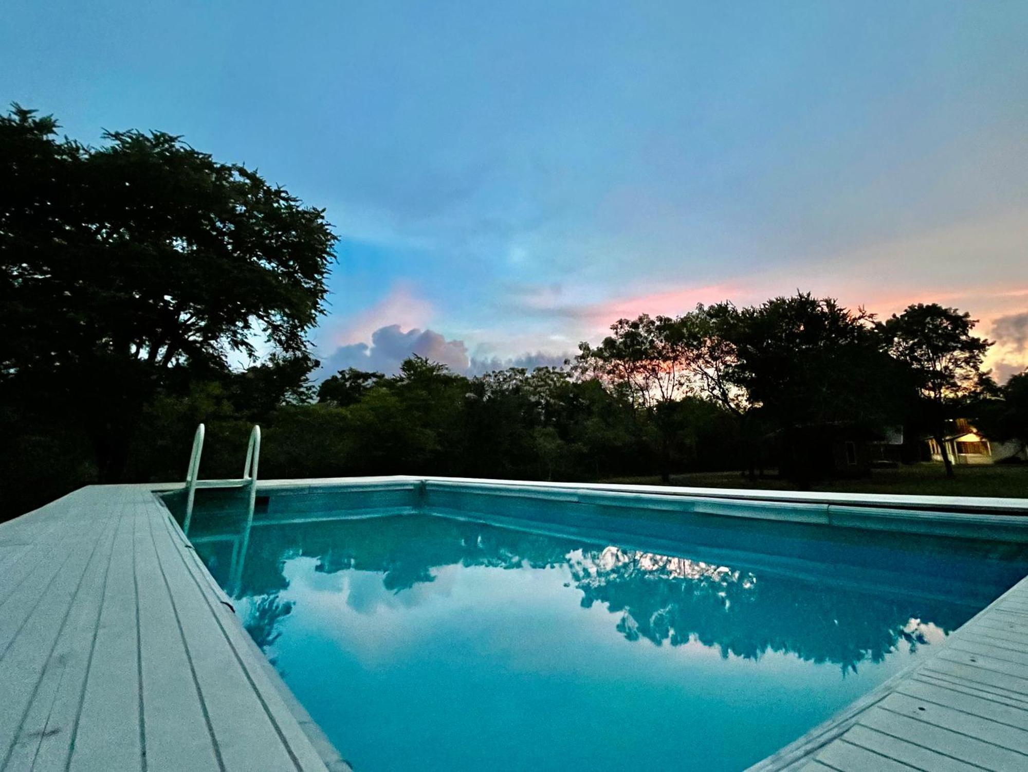 Funky Leopard Safari Lodge Bordering Yala National Park カタラガマ エクステリア 写真
