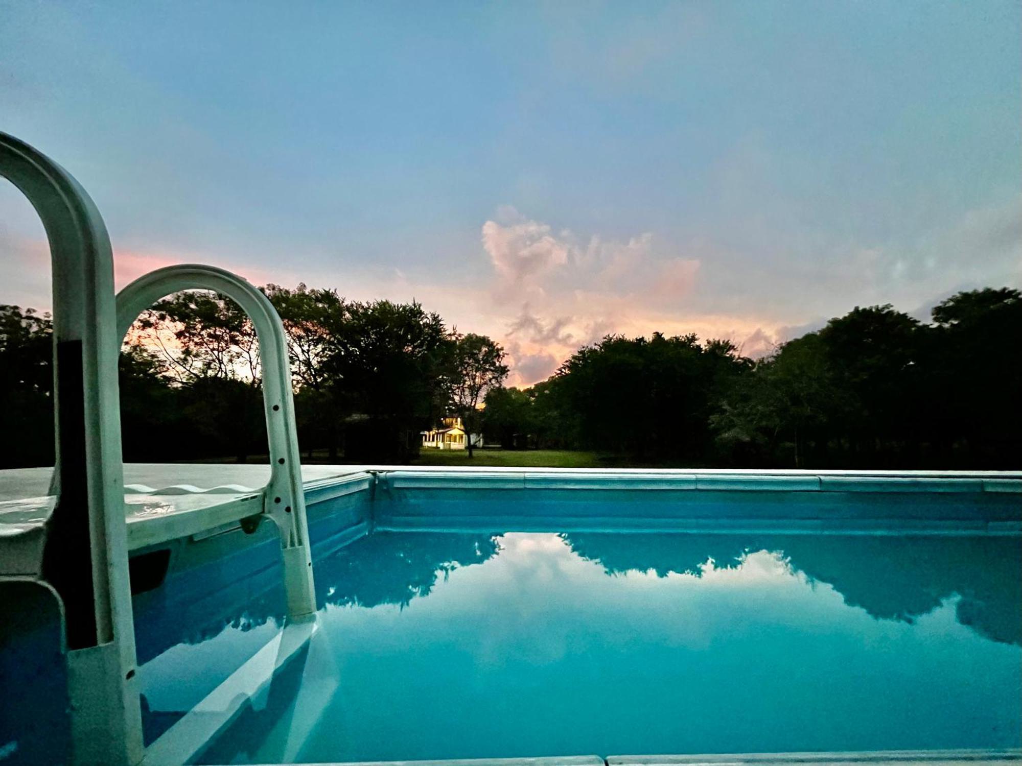 Funky Leopard Safari Lodge Bordering Yala National Park カタラガマ エクステリア 写真